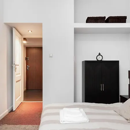 Stars Apartaments City Center By Noclegi Renters Warsaw Exterior photo